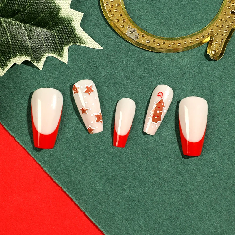 Kunstvolle Nagelkunst mit festlichem Weihnachtsdesign Karnz
