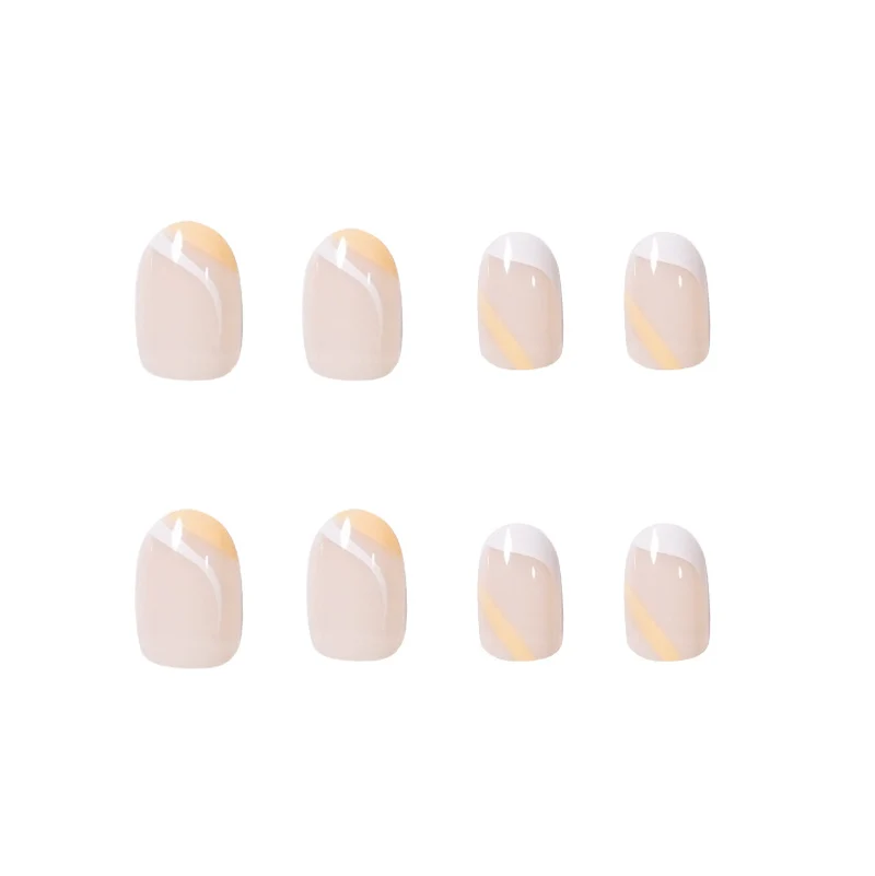 Kunstvolle Nagelkunst mit eleganten French-Tips und kreativen Designs Karnz