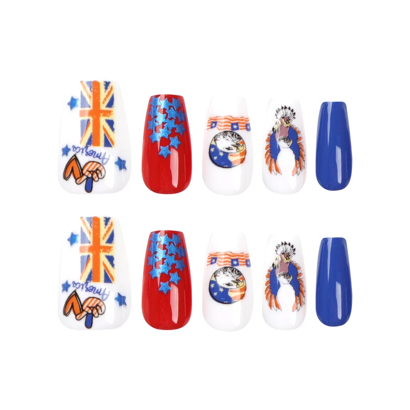 Kunstvolle Nagelverlängerungen mit patriotischen Designs Karnz