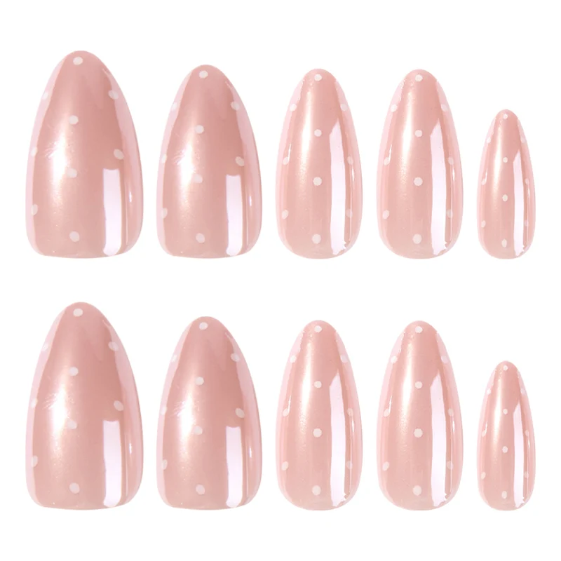 Kunstvolle Nagelkunst im eleganten Ombre-Design mit Glitzerakzenten Karnz