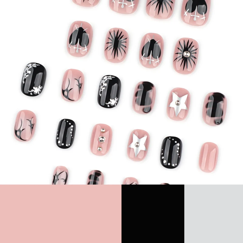 Kunstvolle Nagelgestaltung mit elegantem Schwarz-Weiß-Design Karnz