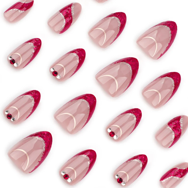 Kunstvolle Nageldesigns mit funkelnden Akzenten und Ombré-Effekten Karnz