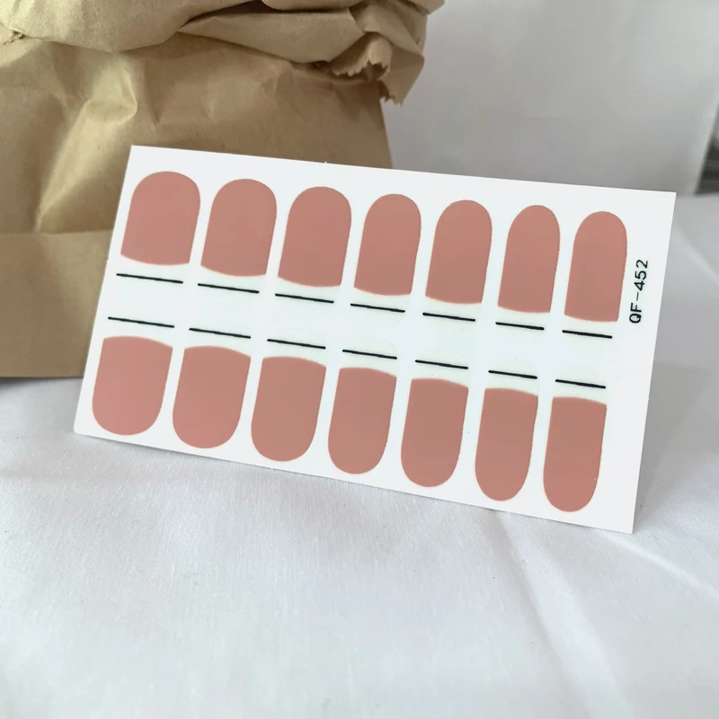 Kunstvolle Nagelaufkleber Karnz