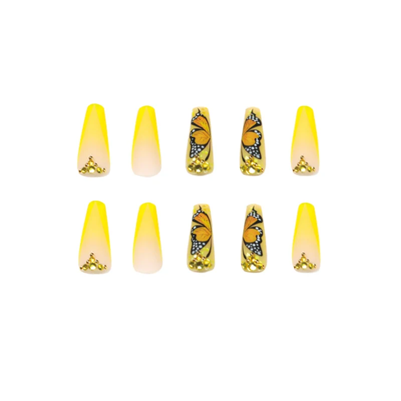 Kunstvolle Gel-Nägel mit Schmetterlings-Design und Glitzer Karnz