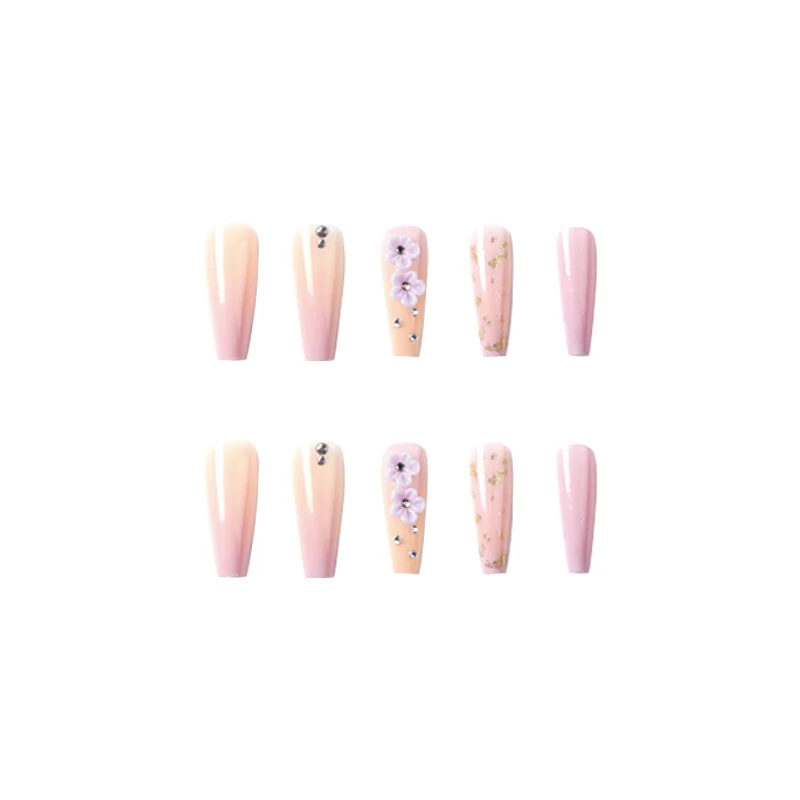 Kunstvolle Gel-Nägel mit Floral-Design und Glitzerakzenten Karnz