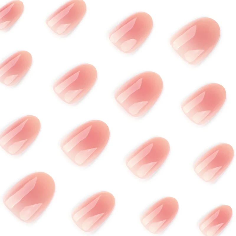 Kunstvolle Gel-Nägel mit elegantem Hochglanz-Finish Karnz