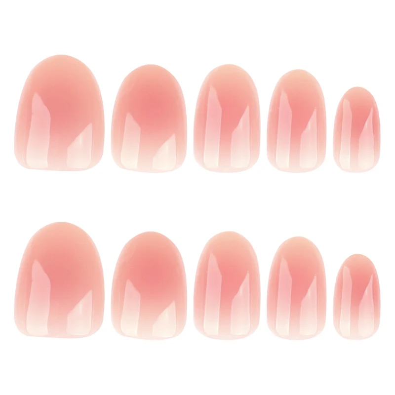 Kunstvolle Gel-Nägel mit elegantem Hochglanz-Finish Karnz