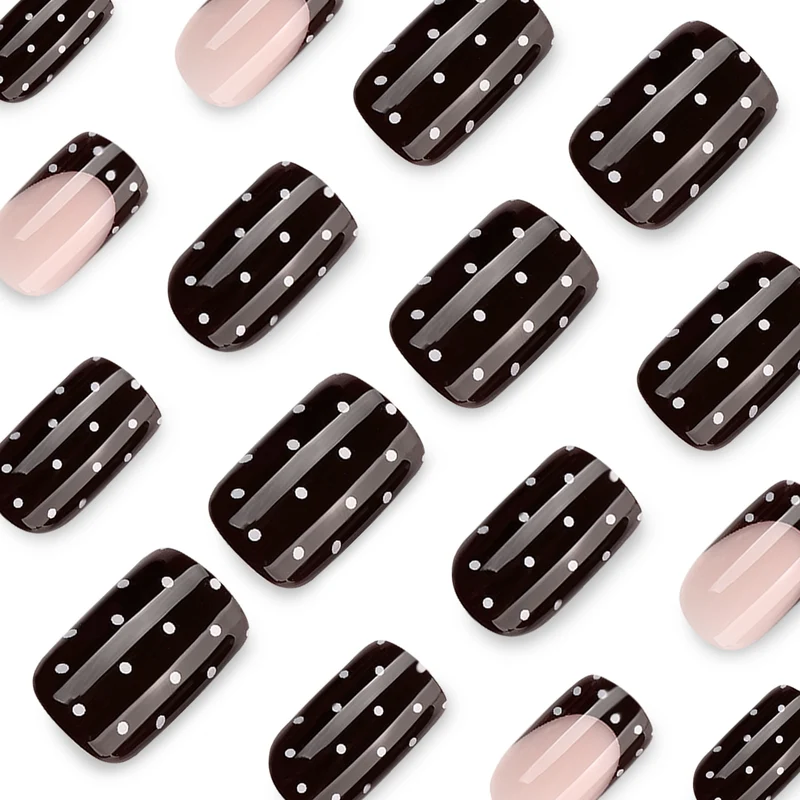 Kunstvolle Nagelkunst mit trendigem Punktedesign Karnz