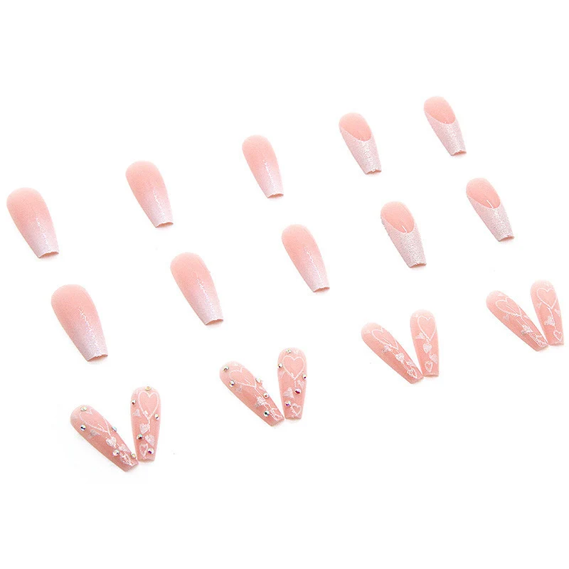 Glamouröses Nageldesign Karnz