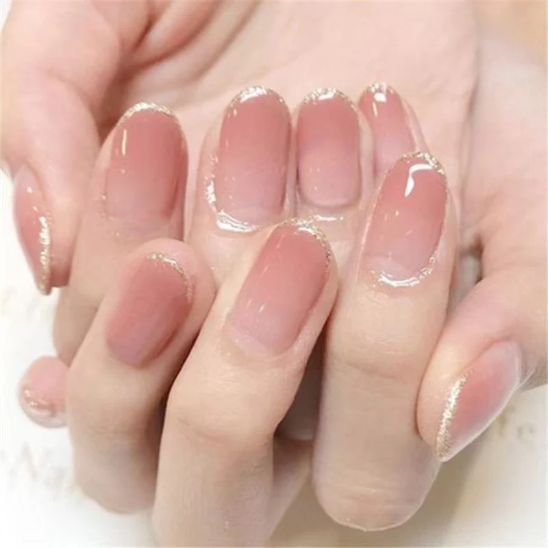 Elegante Ombre Französische Spitze Nagelverlängerungen Karnz