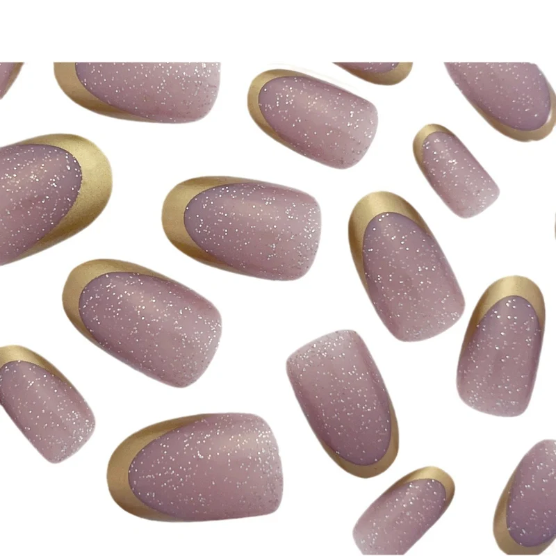 Elegante Nagelkunst Karnz