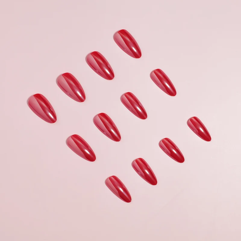 Elegante Nagelpflege Karnz