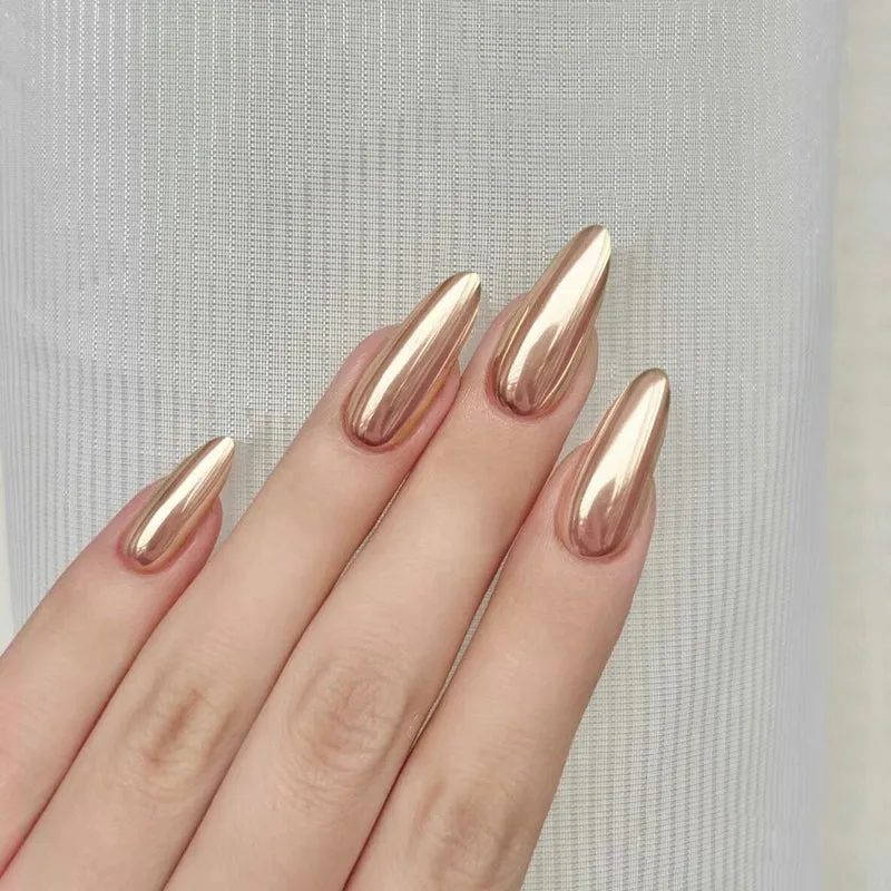 Elegantes Spiegel-Finish Press-On Nail Set Karnz