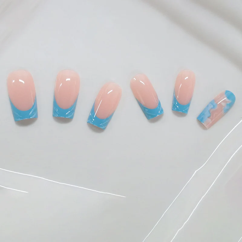 Artistic Nail Design Karnz