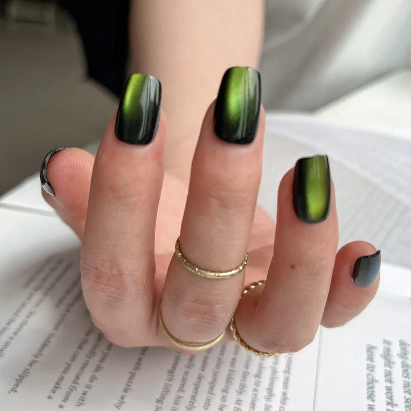 Premium Ombre Nagelkunst Karnz
