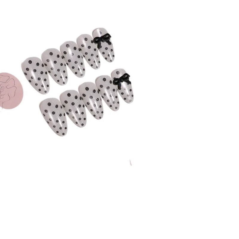 Polka Dot Press-On Nagelkunst Karnz