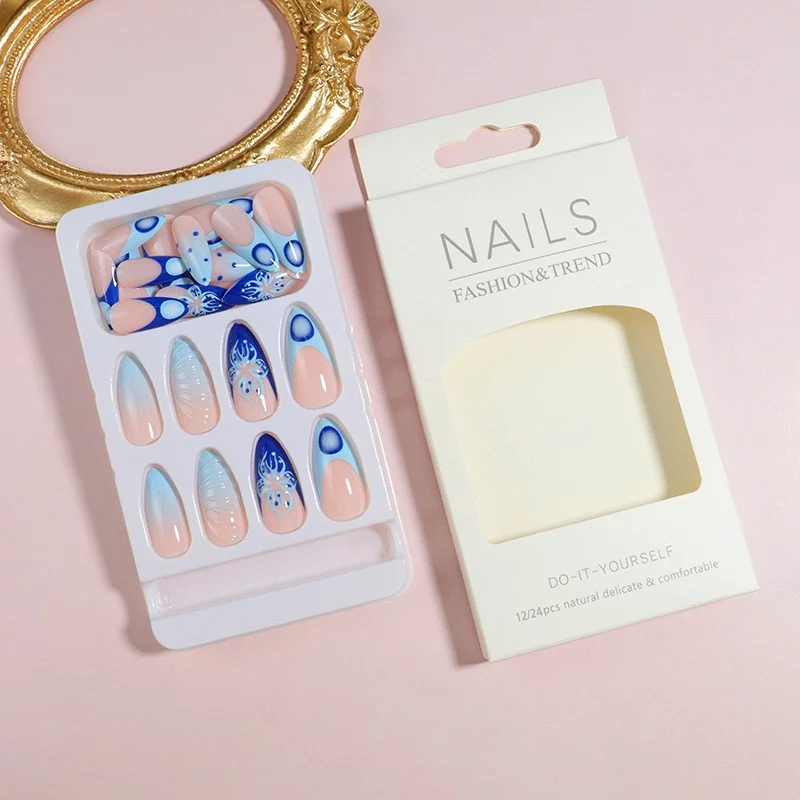 DIY Elegantes Aufklebenägel-Set Karnz