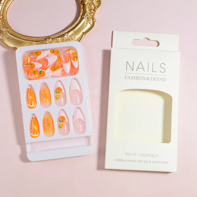 DIY Elegantes Aufklebenägel-Set Karnz
