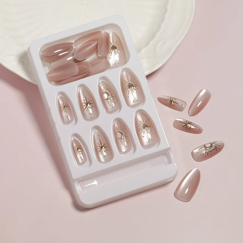 DIY Designer Press-On Nail Set Karnz