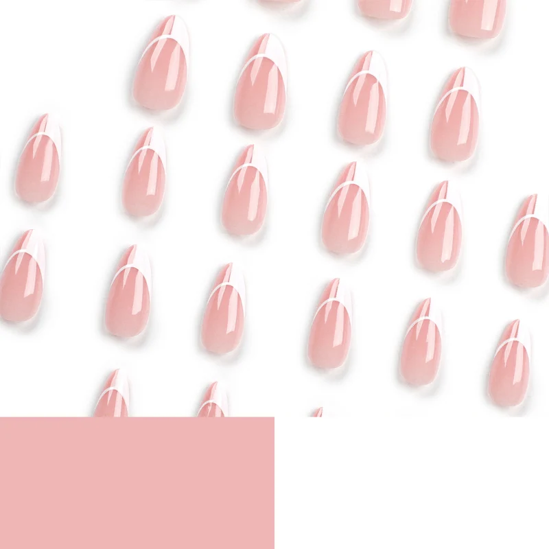 Kunstvolle French-Tip Kunstnägel Karnz