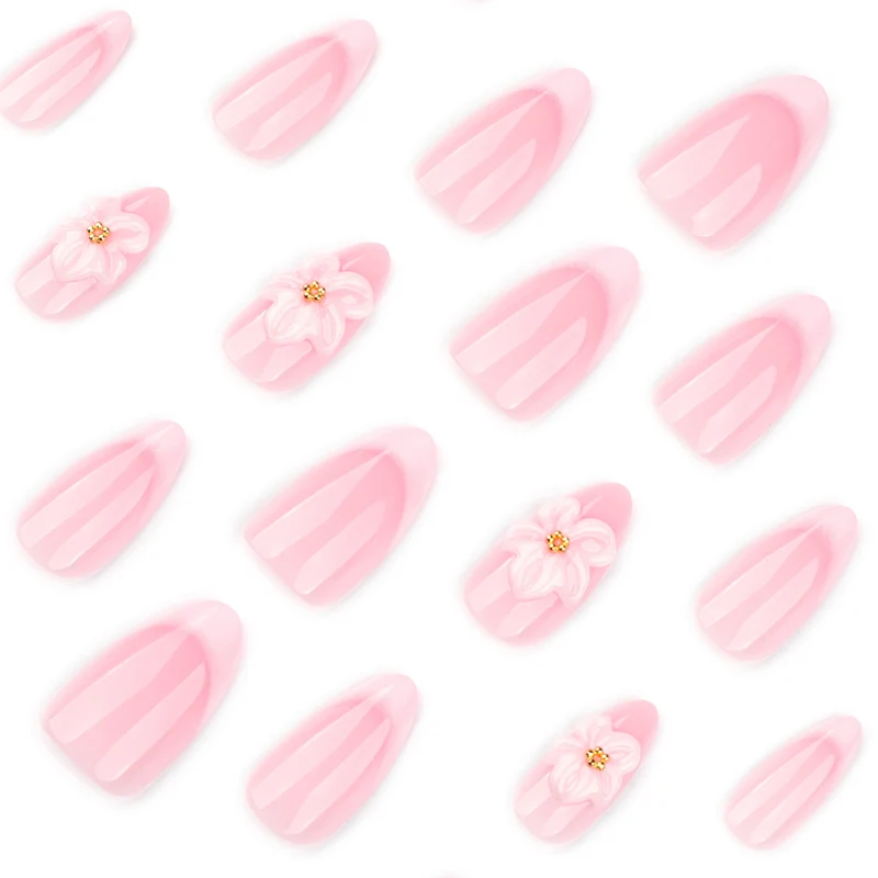 Kunstvolle Acryl-Nägel mit eleganten Blumendesigns Karnz