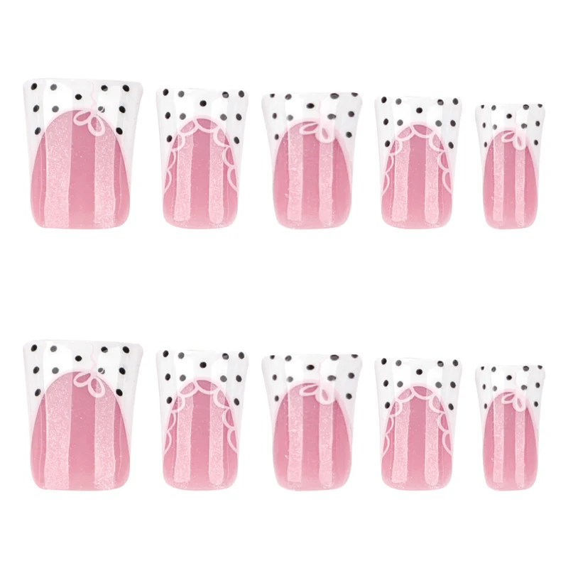 Künstliche Nagelverlängerungen mit elegantem Spitzen-Design Karnz