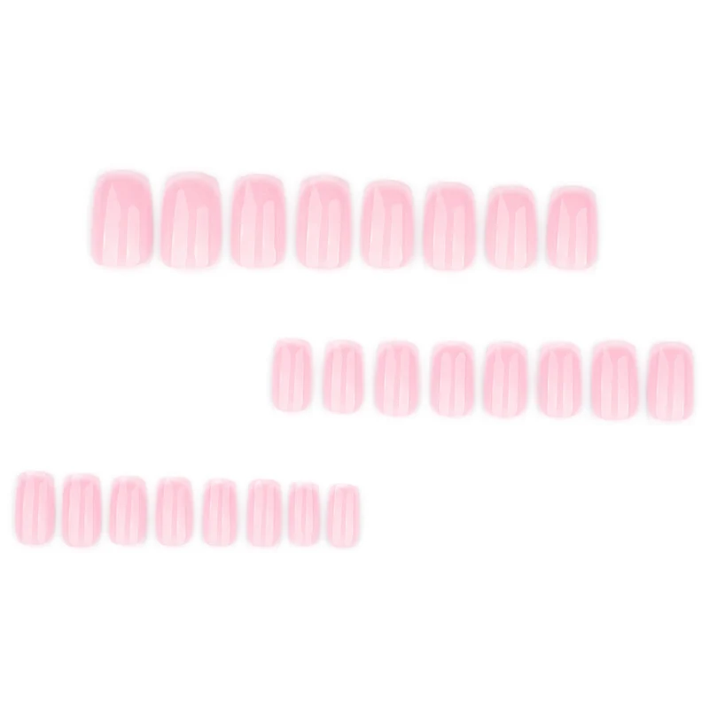 Künstliche Nagelverlängerungen mit elegantem Ombre-Effekt Karnz