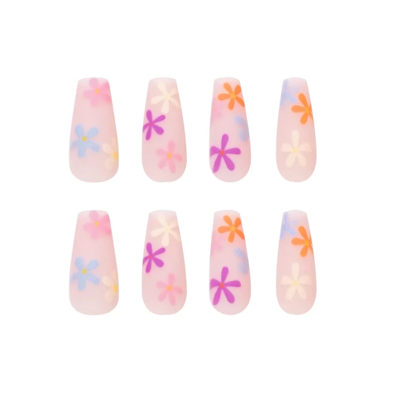 Künstliche Nagelverlängerungen mit buntem Blumenmuster Karnz
