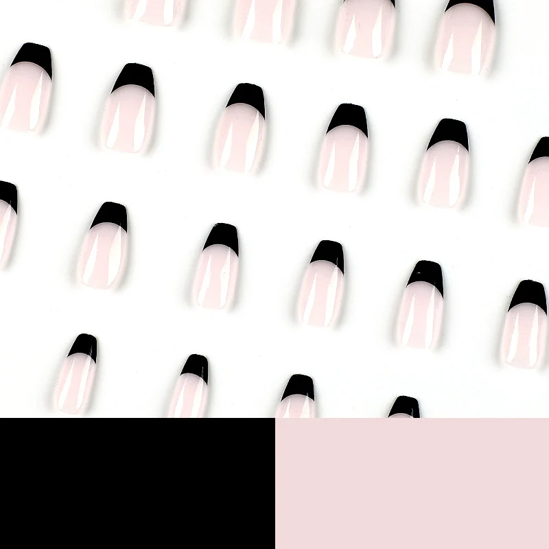 Künstliche Nagelspitzen mit Hochglanz-Schwarz Karnz