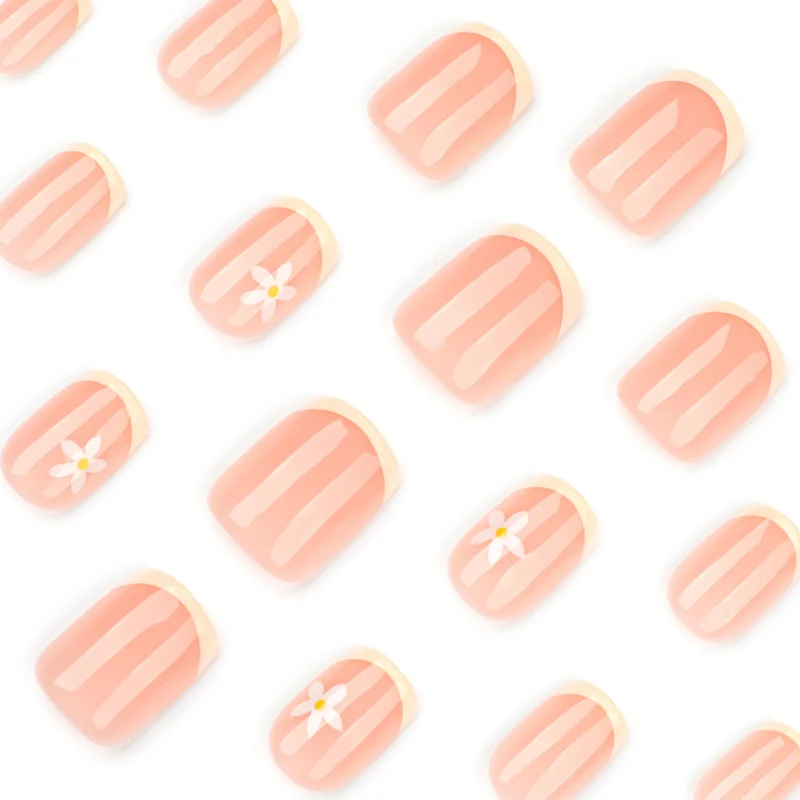 Künstliche Nagelkunst mit Blüten- und Bienenmotiven Karnz
