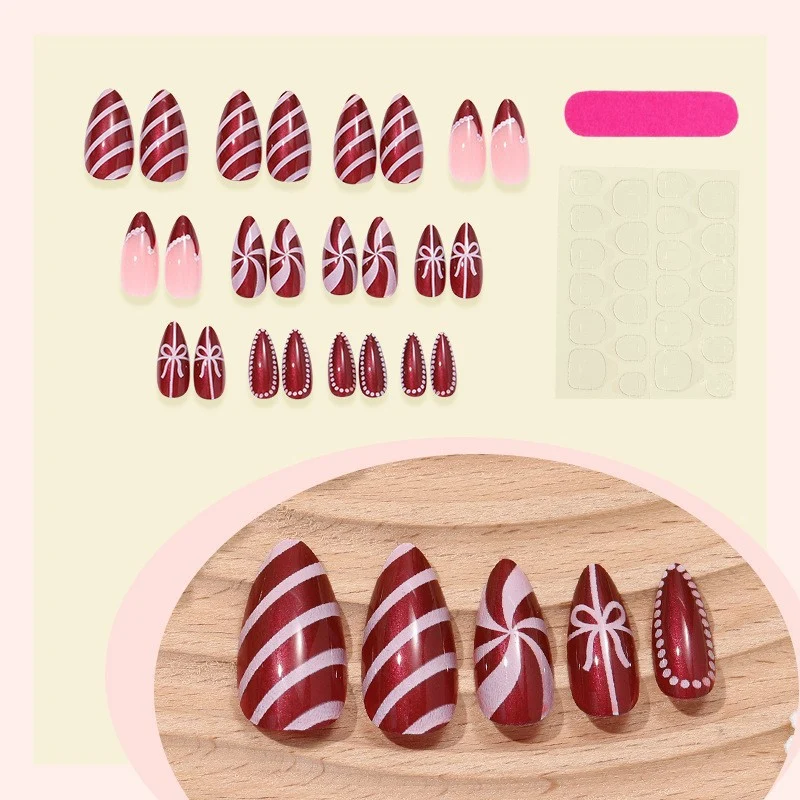 Künstliche Nagelspitzen mit Ombre-Design Karnz