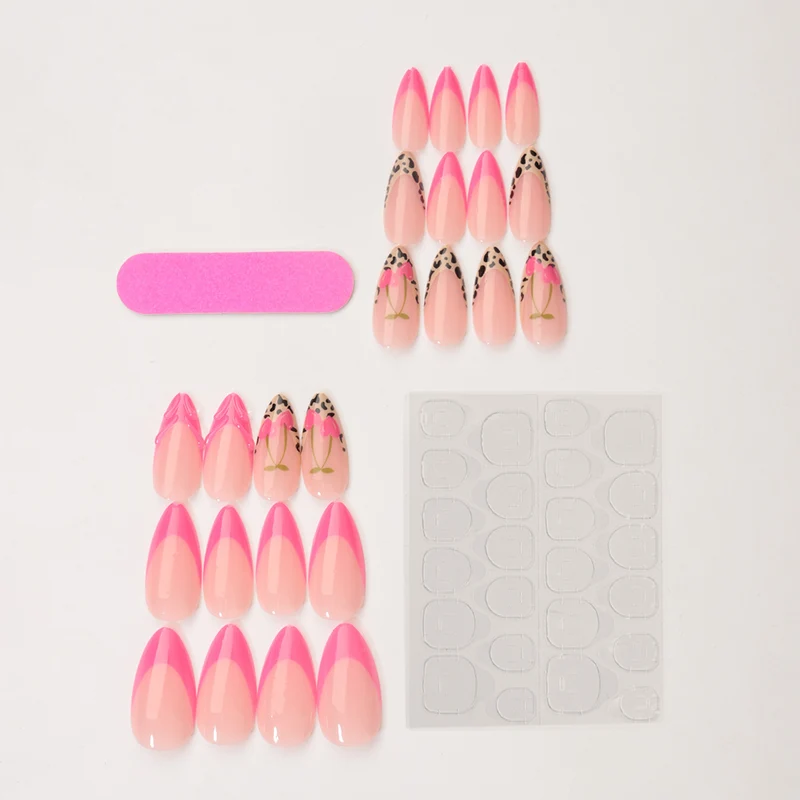 Kreatives Nail Art Design Karnz