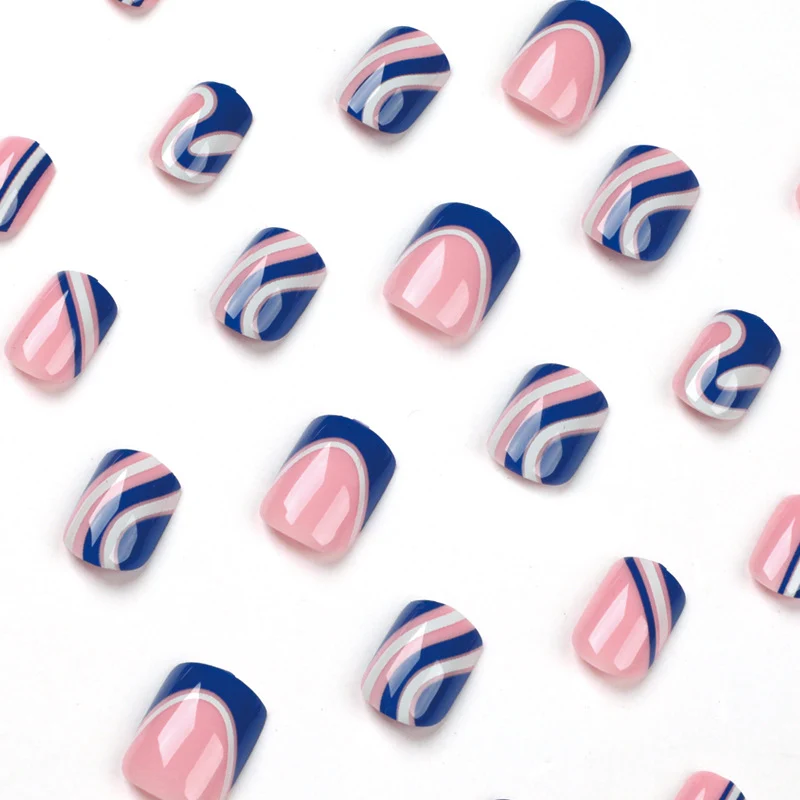 Kreative Nailart mit abstrakten Designs Karnz