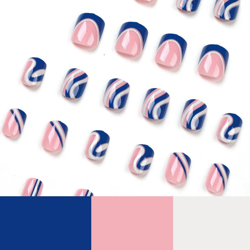 Kreative Nailart mit abstrakten Designs Karnz