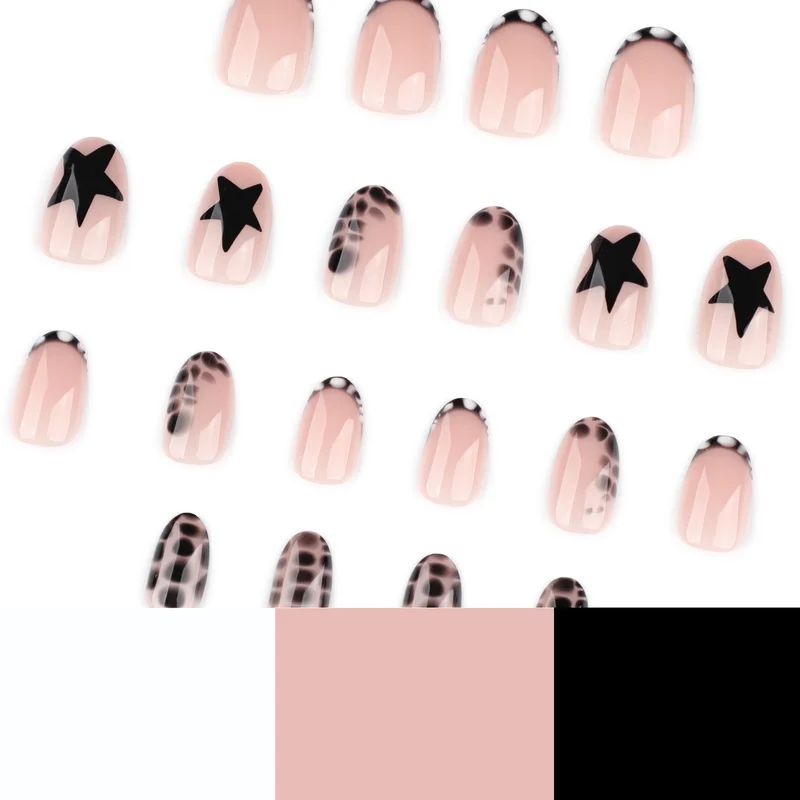 Kreative Nagelkunst mit schimmernden Sternen-Motiven Karnz