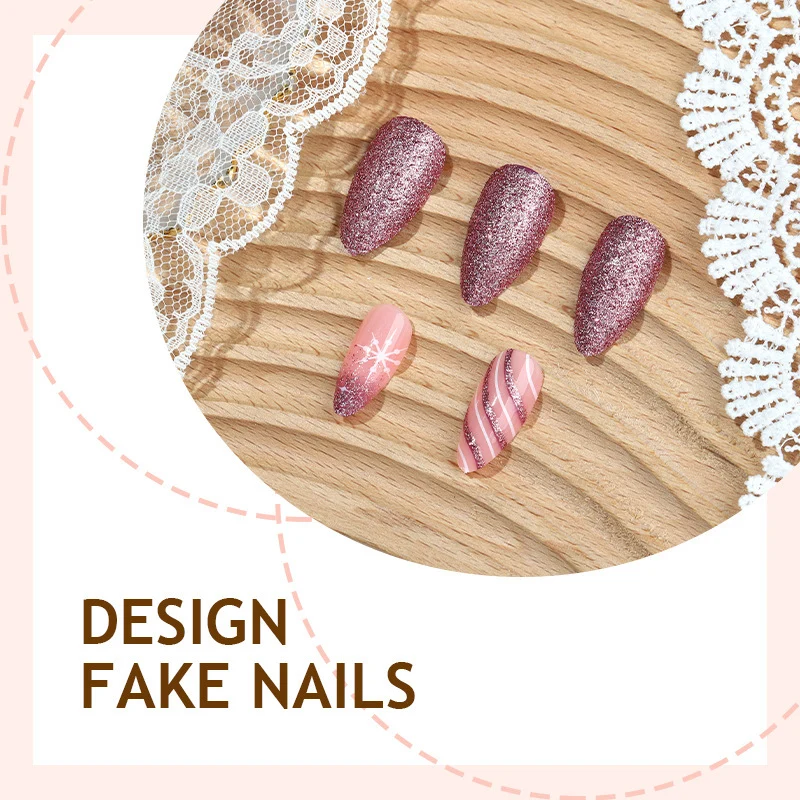 Kreatives Nagel-Kunstset mit Glitter- und Ornamentverzierungen Karnz