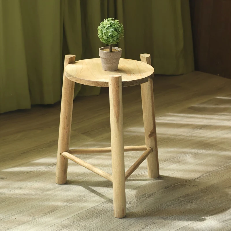 Rustikaler Holz-Hocker Karnz