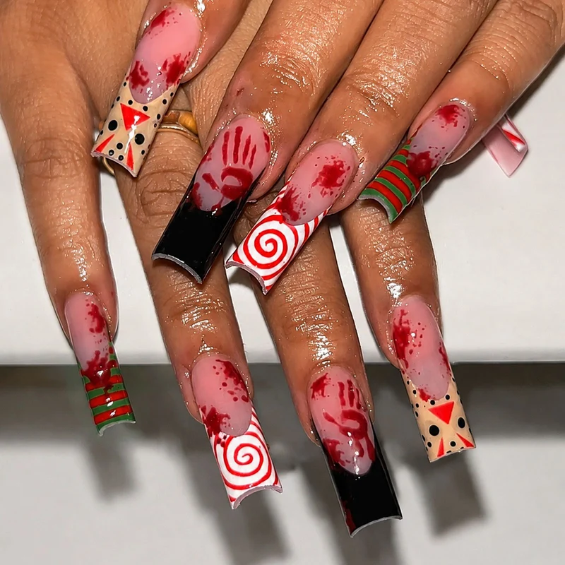 Kreatives Kunstnagelset mit gruseligen Halloween-Motiv Karnz