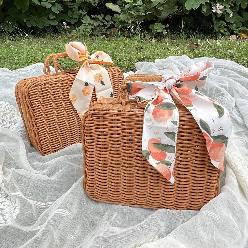 Vintage Rattan Aufbewahrungstruhe Karnz