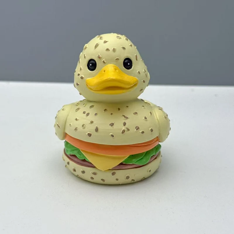 Lustige Gummiente im Hamburger Design Karnz