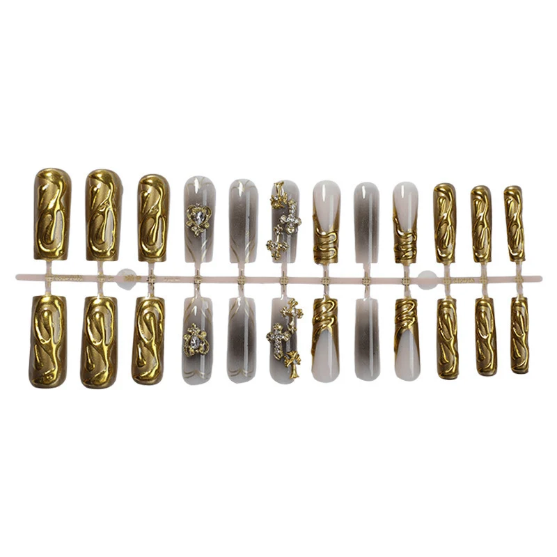 Glamouröses Nagelkunstset Karnz