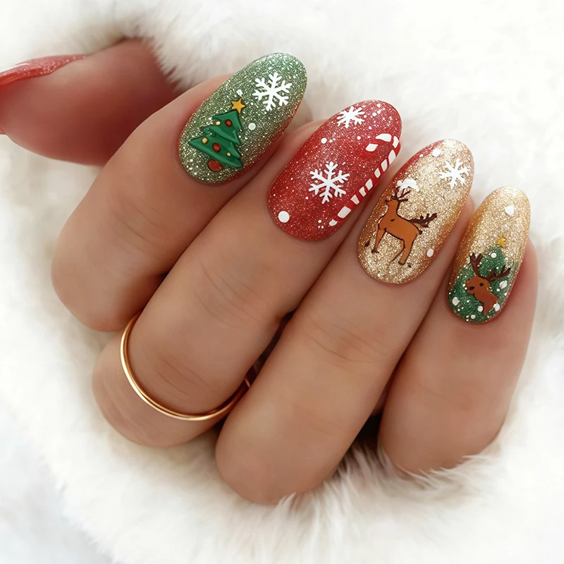 Festliches Kunstnagelset mit Wintermotiven Karnz