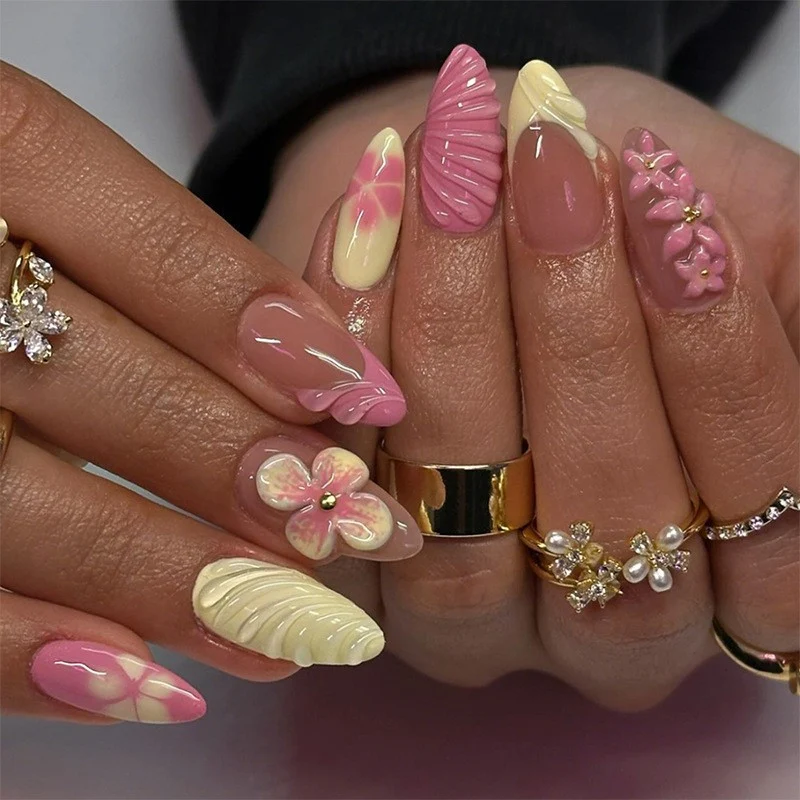 Elegante Kunstnagel-Designs Karnz