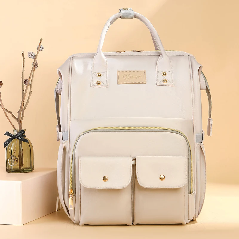 Vielseitiger Rucksack mit mehreren Fächern Karnz