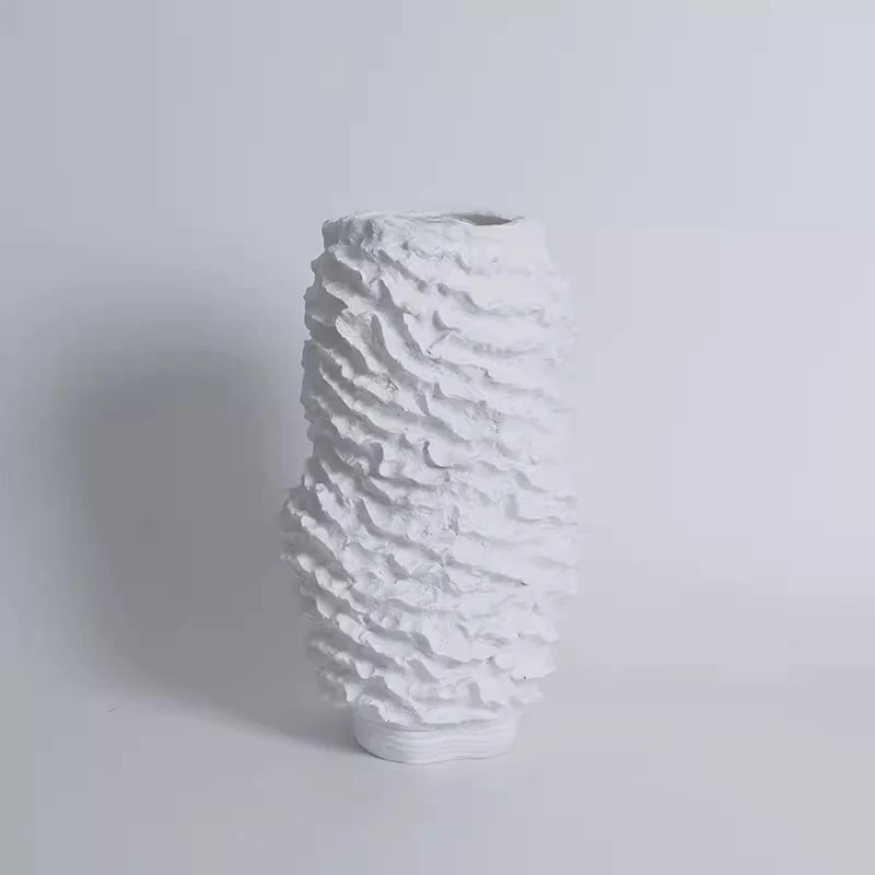 Empfindliche skulpturale dekorative Vase
