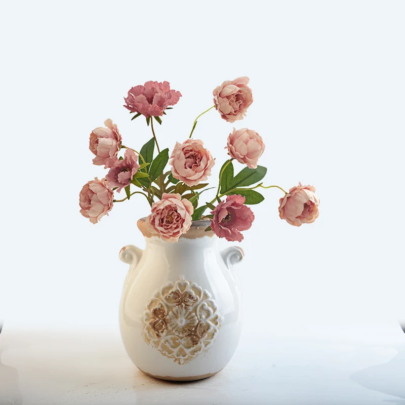 Elegante Keramikvase mit Ziermuster Karnz