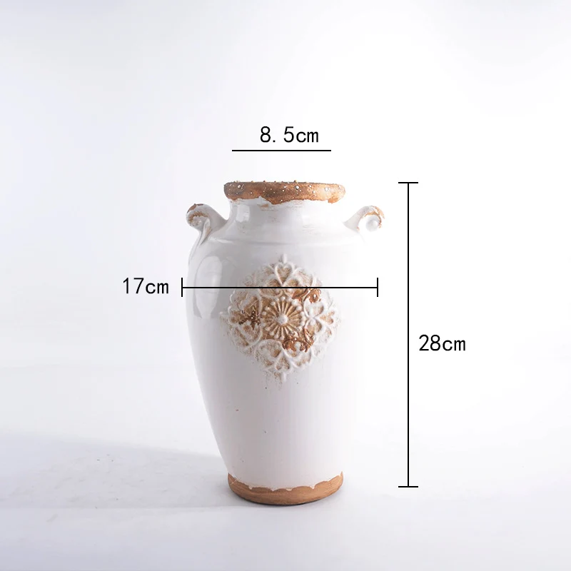 Elegante Keramikvase mit Ziermuster Karnz