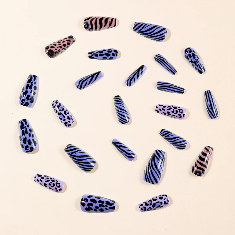 Trendy Tierdruck Nail Art Set Karnz