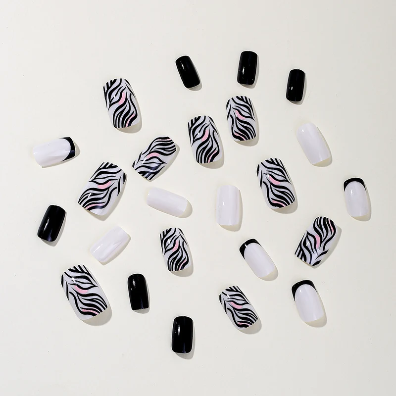 Stylische Zebra-Muster Acryl-Nagelkunst Karnz