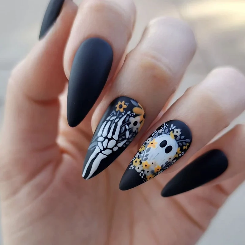 Halloween-Themen 3D Dekorative Nagelkunstverlängerungen Karnz